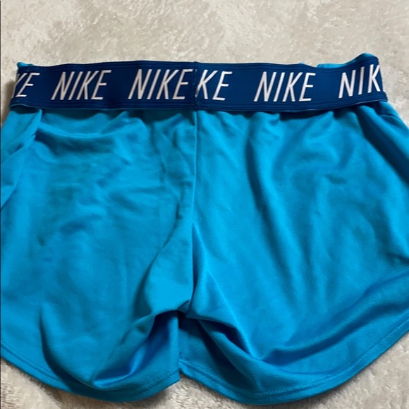 Nike shorts - Picture 3 of 3